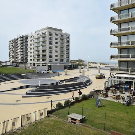 Bella Plaza Apartment De Panne Exterior photo