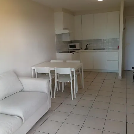 Bella Plaza Apartment De Panne Exterior photo